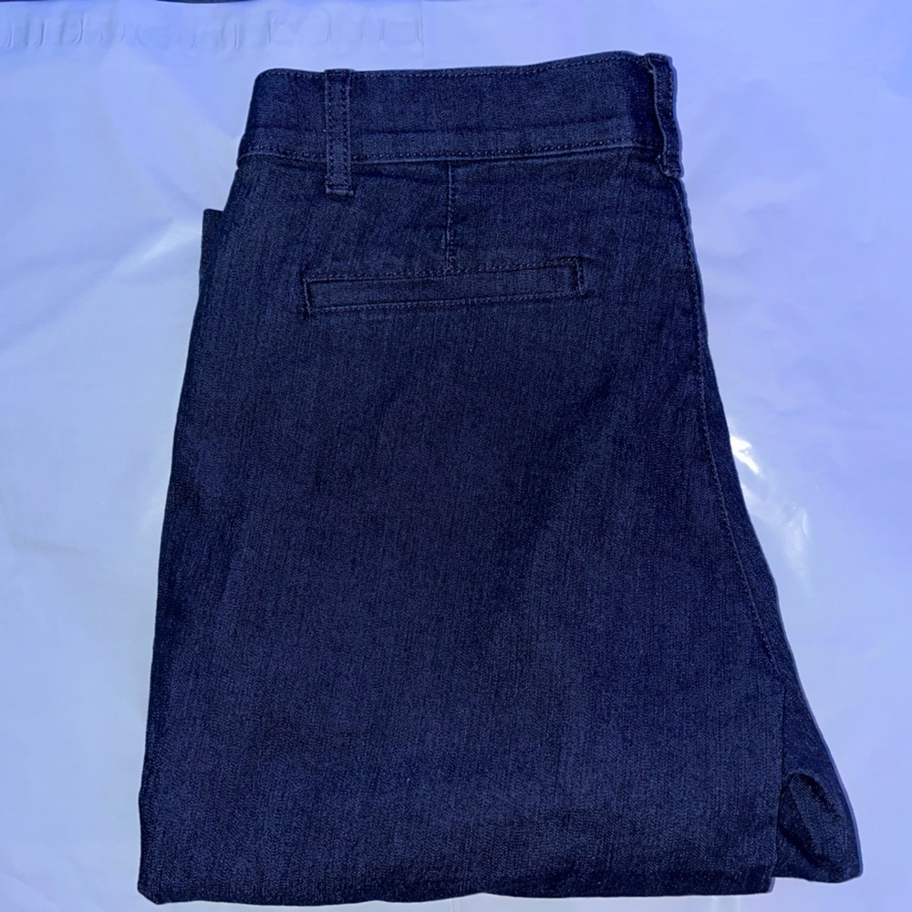 Capri Dark Blue Jeans Unisex Size 8 NWT